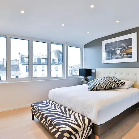 Blue Nights - Sebastopol Apartment *