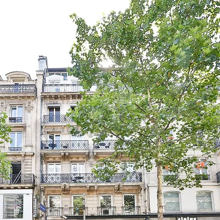 Blue Nights - Sebastopol Apartment Paris