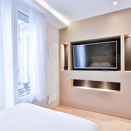 公寓 蓝夜公寓 - 塞巴斯托波尔