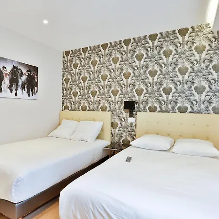 Blue Nights - Sebastopol * Paříž