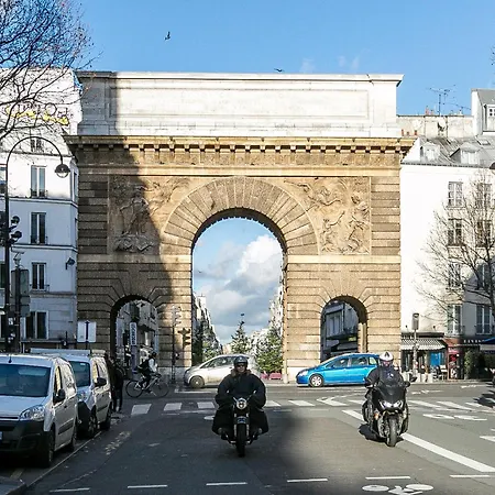 Blue Nights - Sebastopol Paris