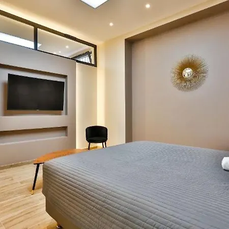 Blue Nights - Sebastopol Apartmán