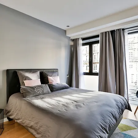 公寓 蓝夜公寓 - 塞巴斯托波尔 *