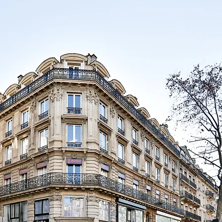 Blue Nights - Sebastopol Apartmán *