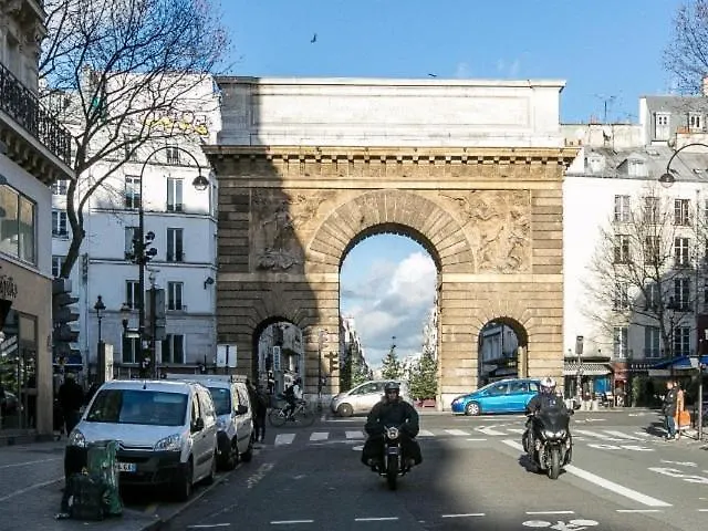 Blue Nights - Sébastopol París