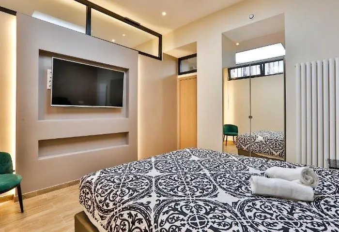 Blue Nights - Sébastopol