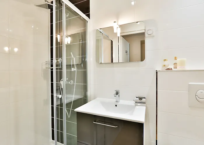 Blue Nights - Sébastopol