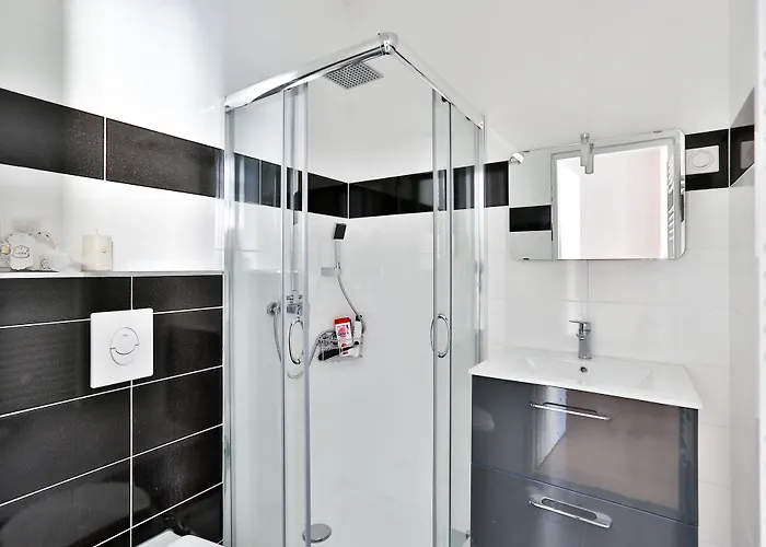 Blue Nights - Sébastopol